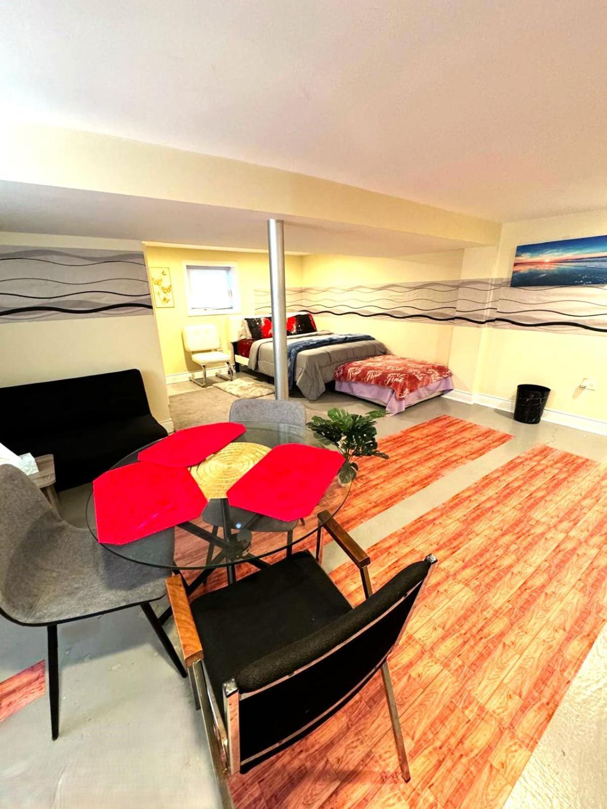 Fully Equipped Cozy 4/5 Br Apartment Chicago Exterior photo